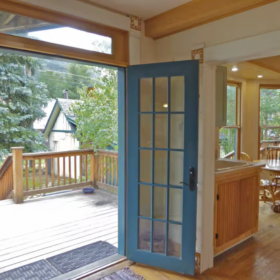 Yoga and hiking retreat in Colorado